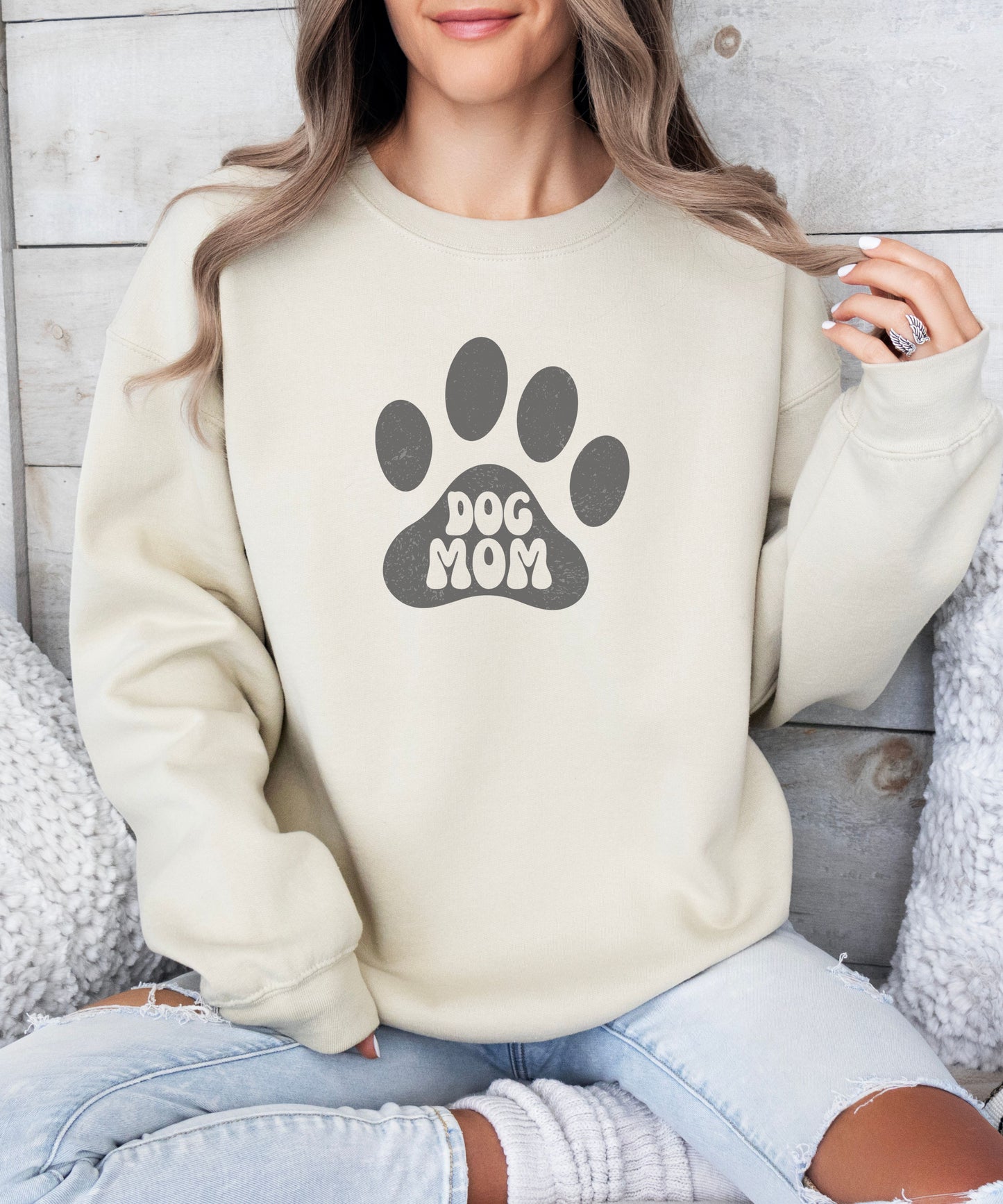 Dog mom paw sweatshirt