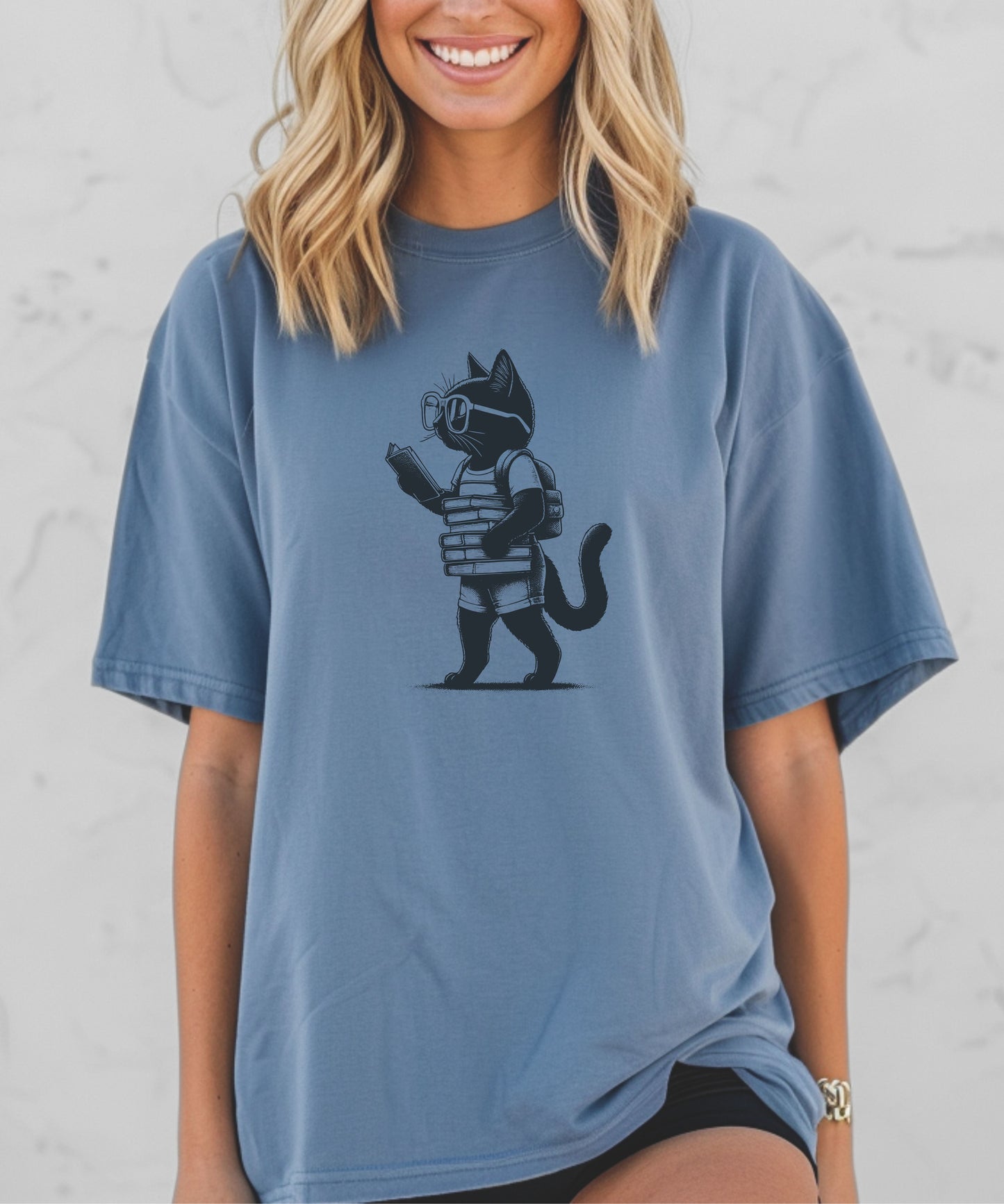 Comfort Colors Cat reading t-shirt